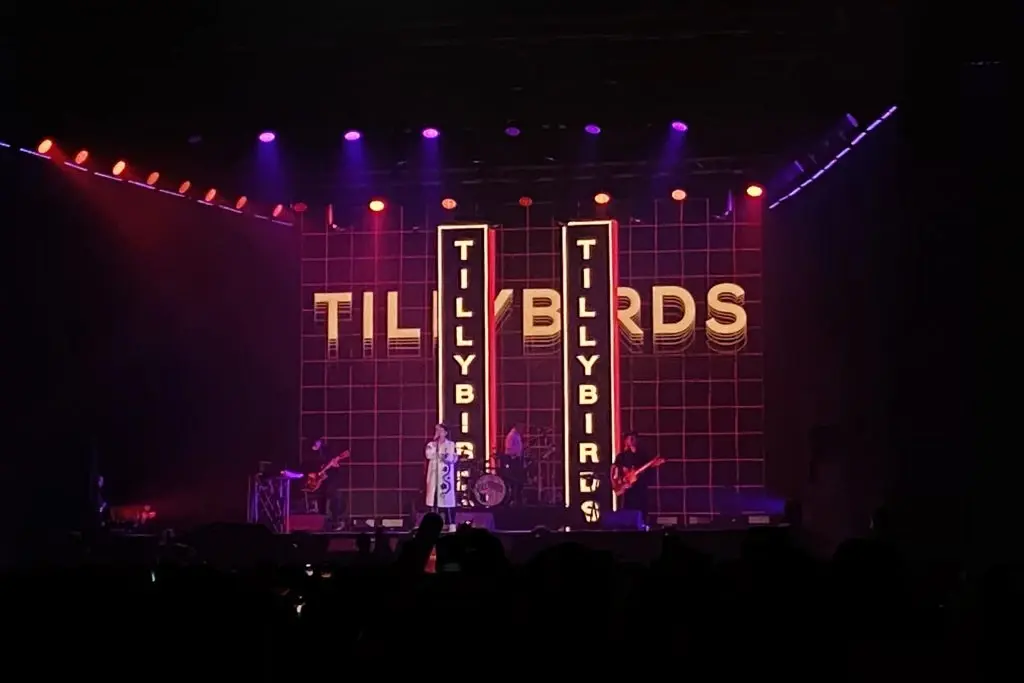 "เติร์ด Tilly Birds" มรสุมรุมเร้าช่วงเบญจเพส เปิดใจเล่าวันที่พ่อแม่จากไป