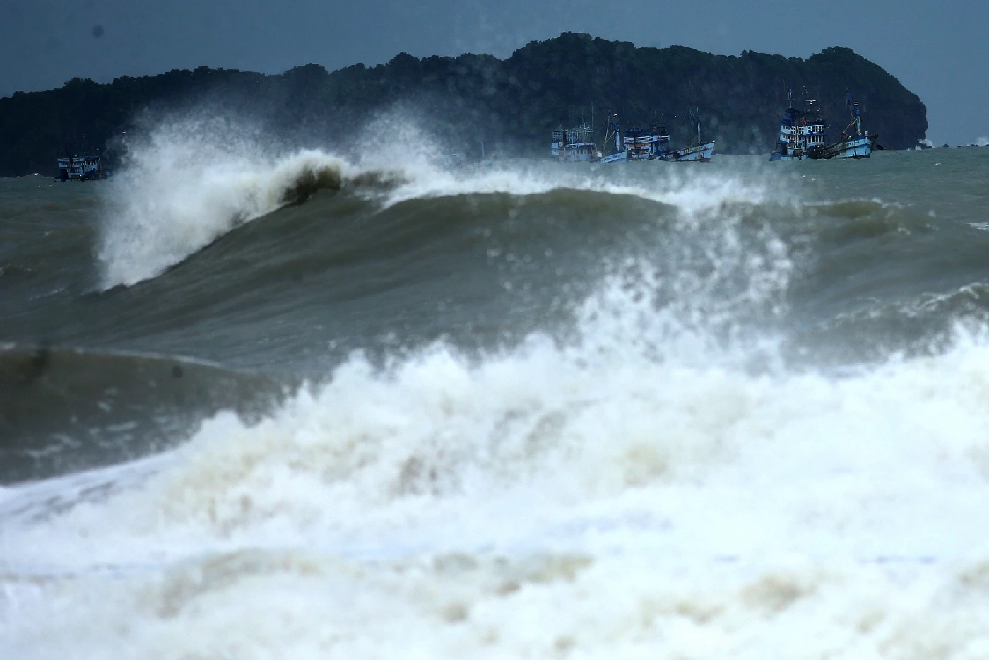 "กรมอุตุฯ" เตือน 5 ภาค รวมกทม.-ปริมณฑล รับมือฝนตกหนักถึงหนักมาก 20-24 ก.ค.นี้