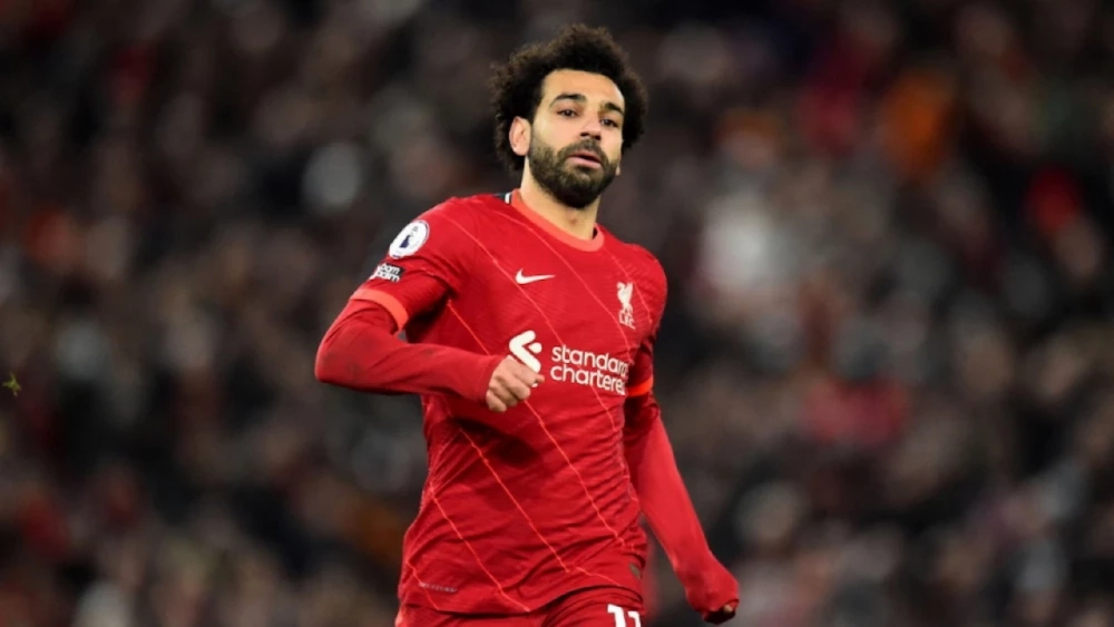 &quot;เสี่ยวินิจ&quot; ยัน &quot;แมนยู-ลิเวอร์พูล&quot; ขนตัวจริงมาไทย เช็กความพร้อมสนามพรุ่งนี้ 