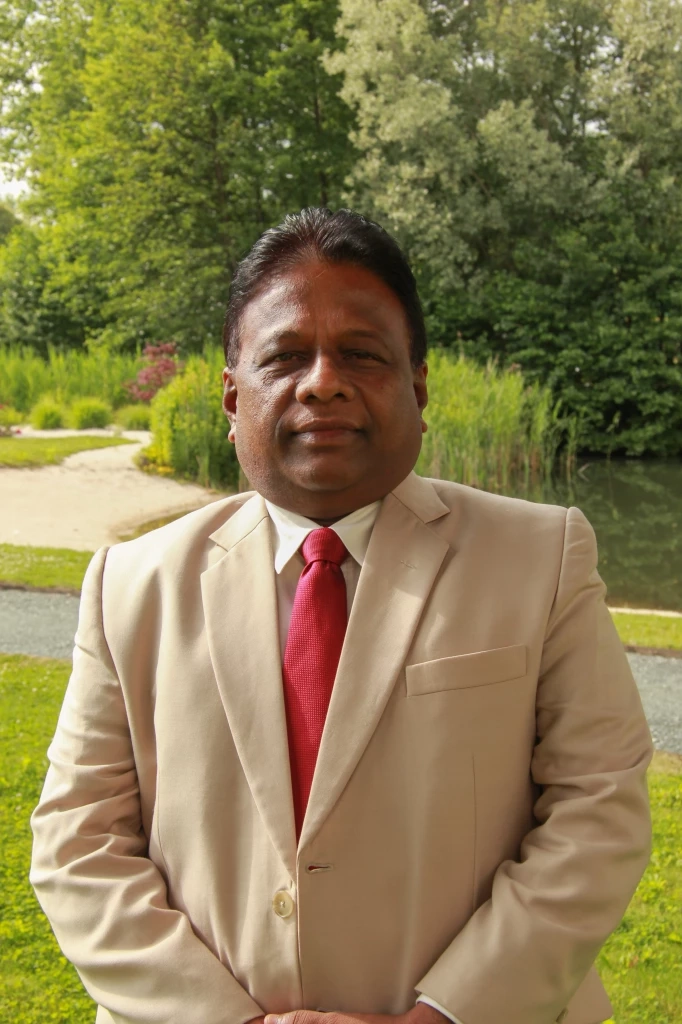 ดัลลัส อลาหัปเปรุมา โฆษกรัฐบาล