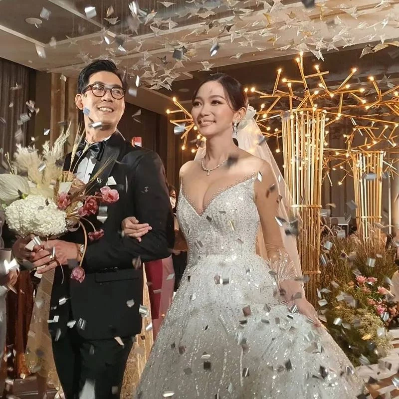 ย้อนทางรัก “เวียร์ – วิกกี้” รู้จักมา 5 ปี ไม่รู้มาก่อนฝ่ายชายเป็นพระเอก