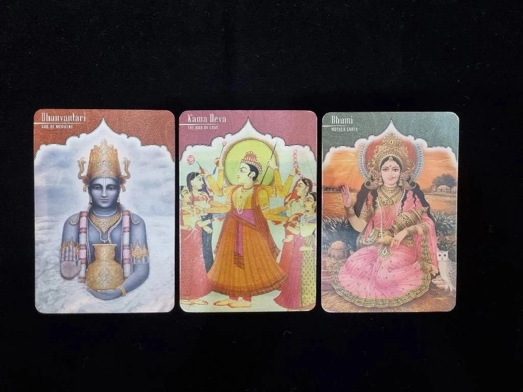 ไพ่ไพธันวันตรี ไพ่กามเทพ ไพ่พระแม่ธรณี