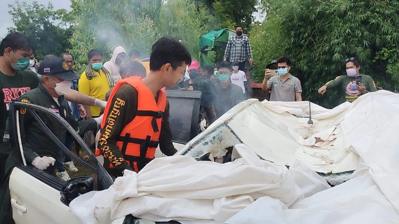 2สามีภรรยาขายอาหารทะเลสดหายไป5 วันสุดท้ายพบเป็นศพเก๋งตกลำห้วย