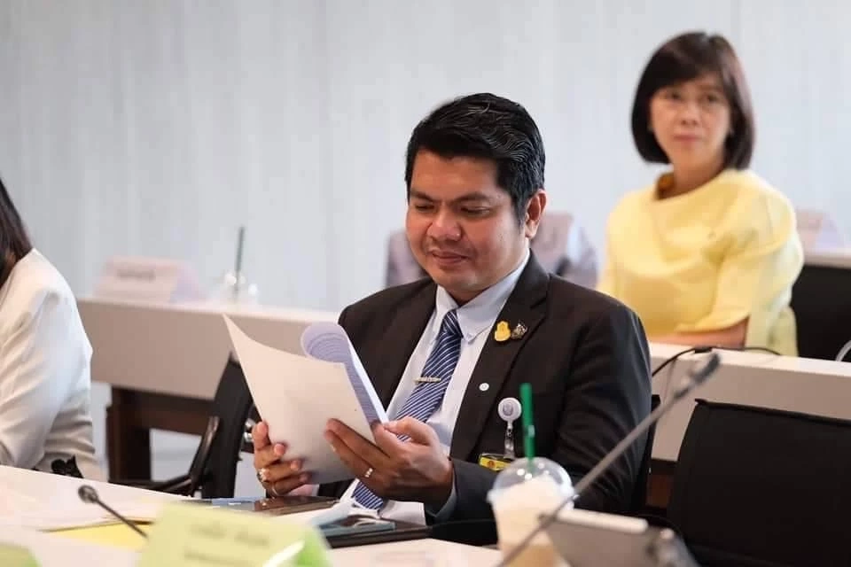 นายพีระวิทย์ เรื่องลือดลภาค ส.ส.บัญชีรายชื่อ พรรคไทรักธรรม 