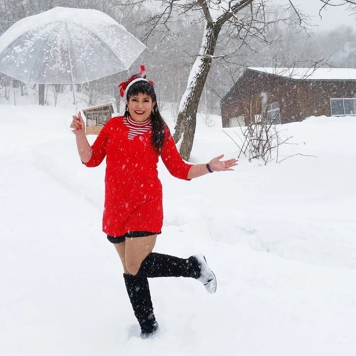 เปิดประวัติ “อิ๋งอิ๋ง สิทธิณี”  พิธีกรดังยุค 90 ผู้ล่วงลับจากโรคมะเร็ง