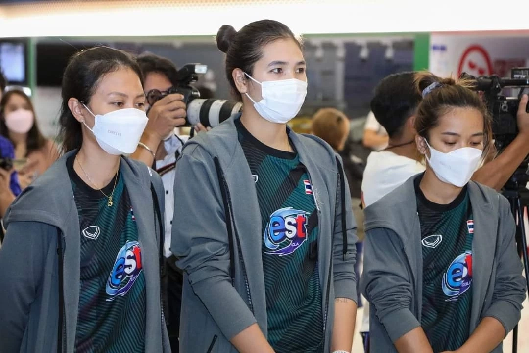 "วอลเลย์บอลสาวไทย" ถึงบ้านเกิดหลังเสร็จศึกเนชันส์ลีก