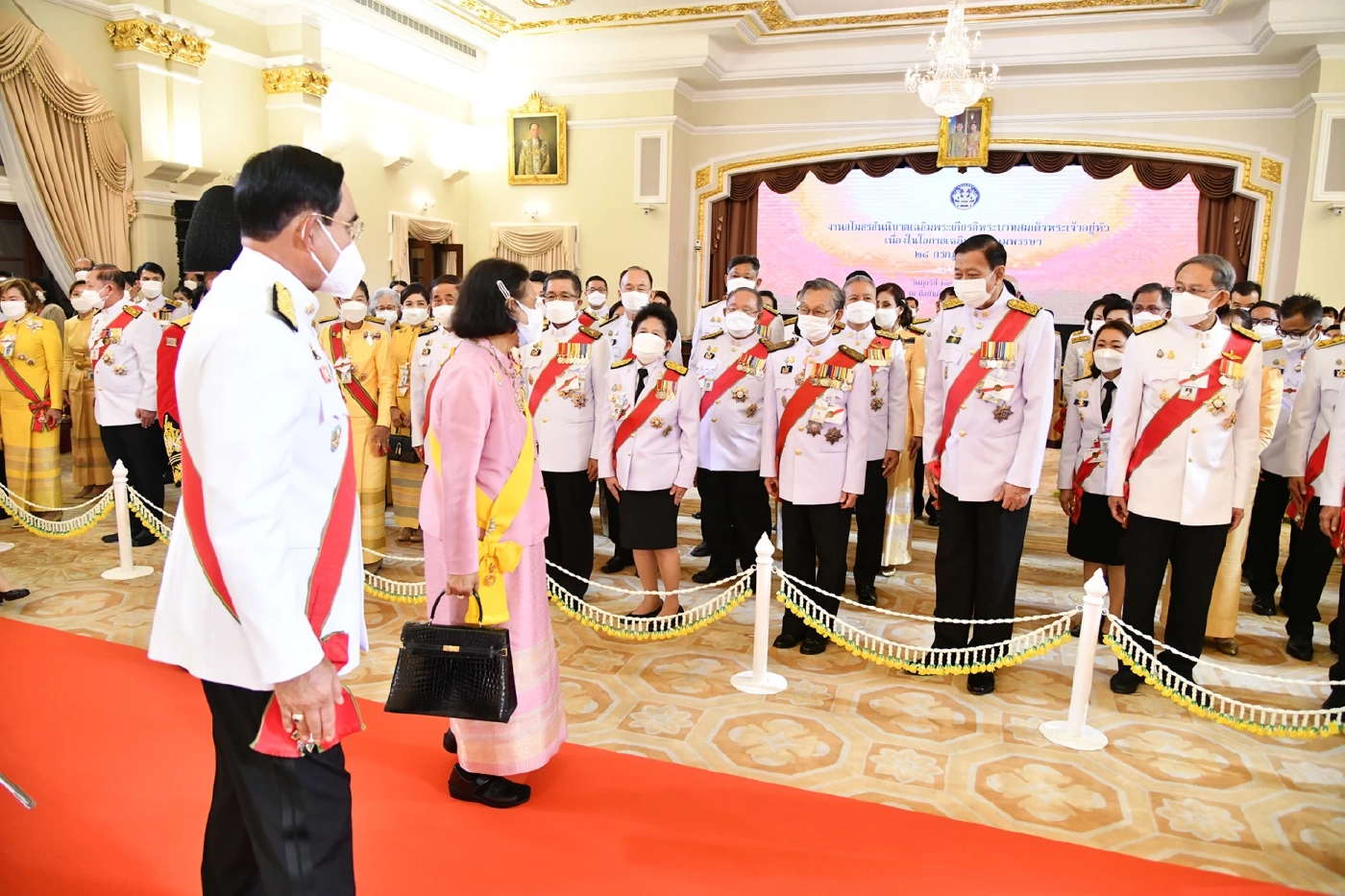รัฐบาลจัดงานสโมสรสันนิบาตเฉลิมพระเกียรติ พระบาทสมเด็จพระเจ้าอยู่หัว
