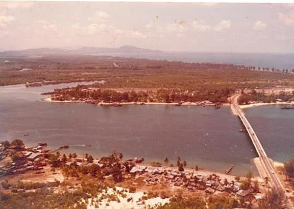 ภาพสะพานสารสินในอดีต