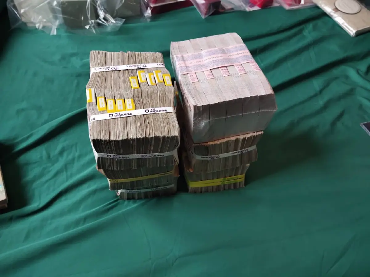 รวบ 2 ผัวเมีย ยึดทรัพย์ 20 ล้าน หลังลวงเหยื่อออมทองออนไลน์