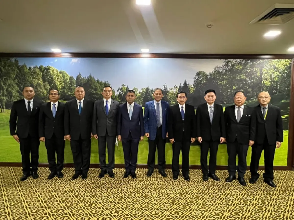 ศพดส.ตร.บินประสานมาเลย์ฯ ส่งเรือประมง IUU กลับไทย