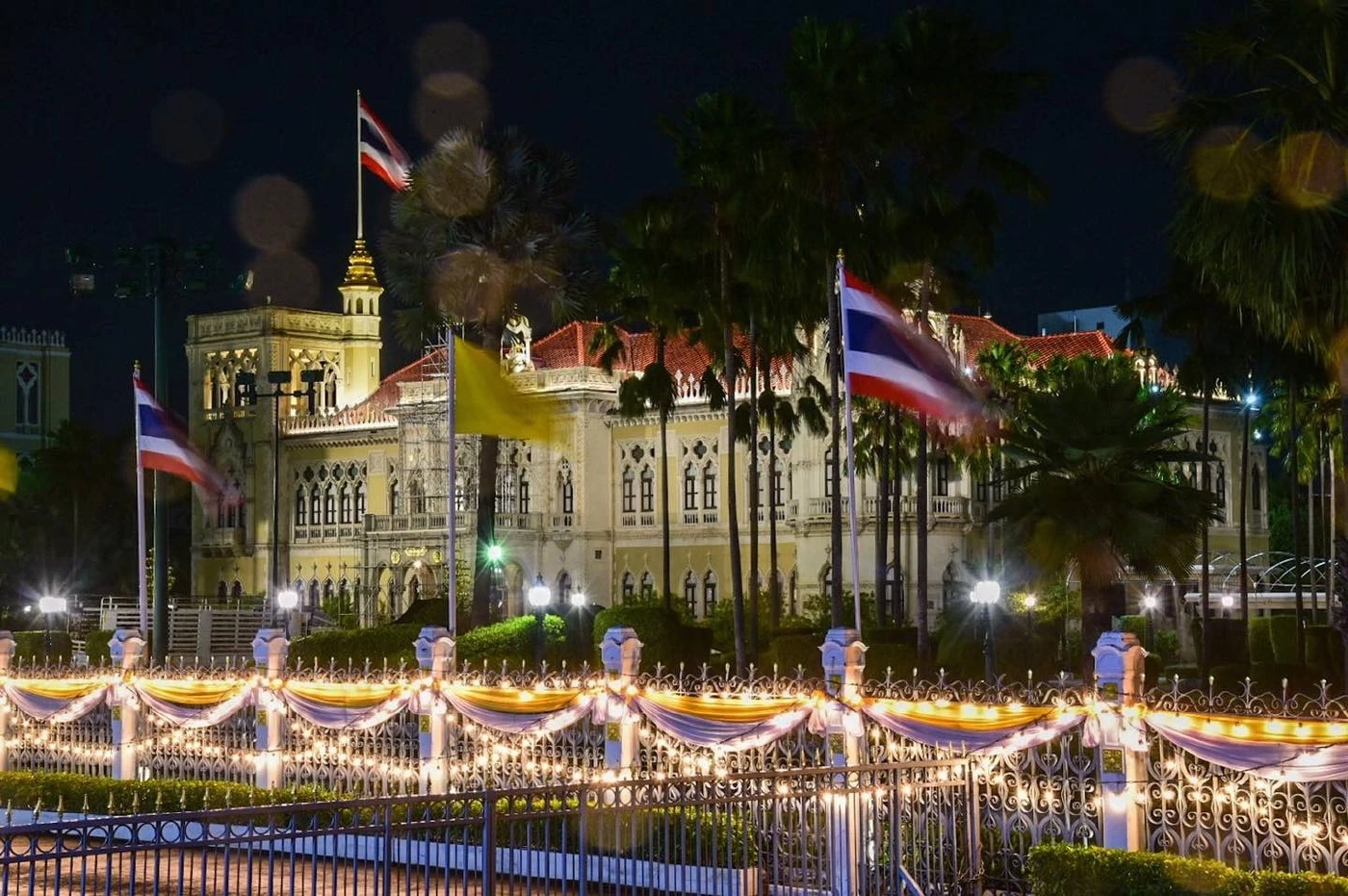เปิดพิกัด 30 จุด มหกรรมไฟประดับ วันเฉลิมพระชนมพรรษา พระบาทสมเด็จพระเจ้าอยู่หัว