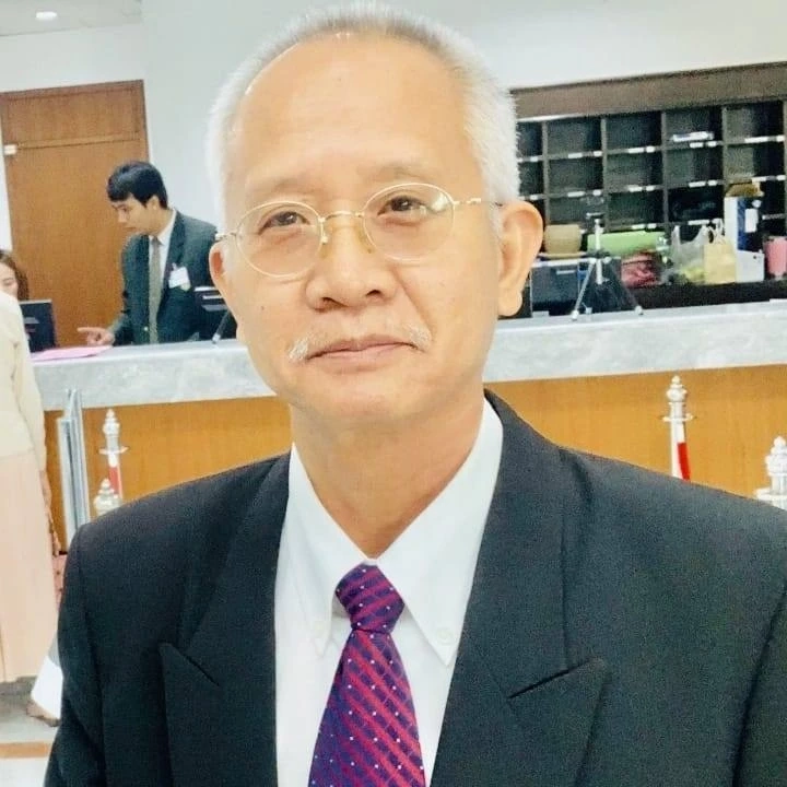 “เครื่องบินพม่าล้ำน่านฟ้าไทย” ทำเลือดรักชาติพุ่ง เหล่าคนดัง ชาวเน็ตจวกยับ