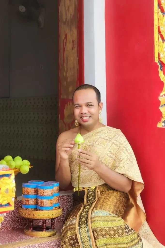 “ปวิน” แขวะ “แพรรี่” เปิดตัวแต่งหญิง ซัดหาผลประโยชน์ส่วนตัว