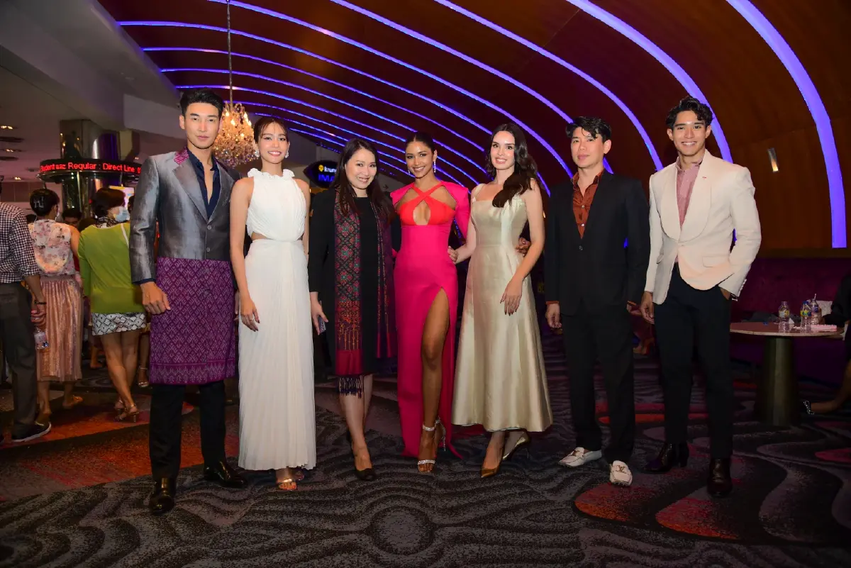 เก็บตกภาพบรรยากาศรอบกาล่า  “บุพเพสันนิวาส ๒” เซเลปคนดังตบเท้าเข้าร่วมงาน