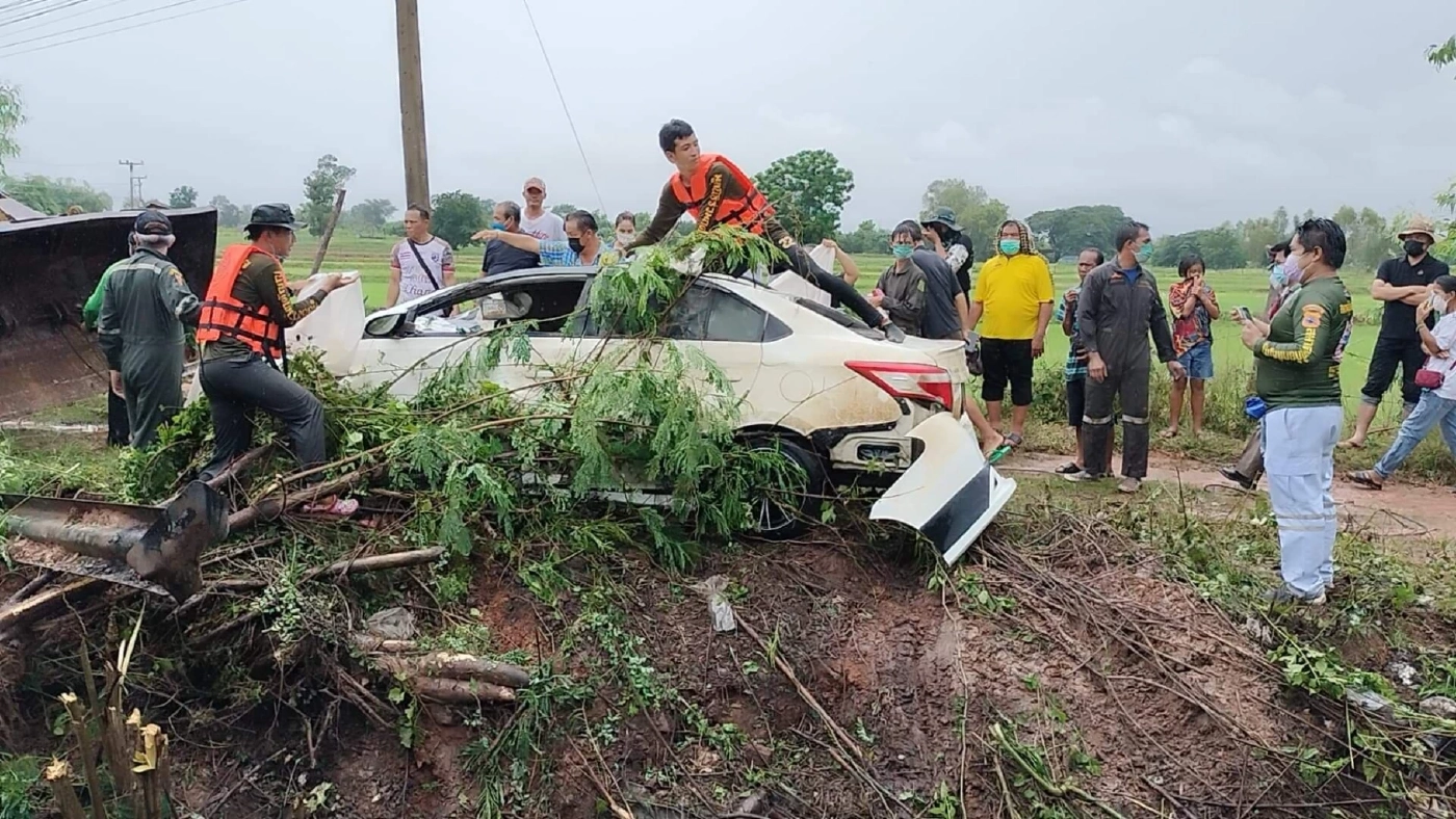 2สามีภรรยาขายอาหารทะเลสดหายไป5 วันสุดท้ายพบเป็นศพเก๋งตกลำห้วย