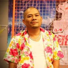 &quot;โป๊งเหน่ง เชิญยิ้ม&quot; ศิลปินตลกชื่อดัง 