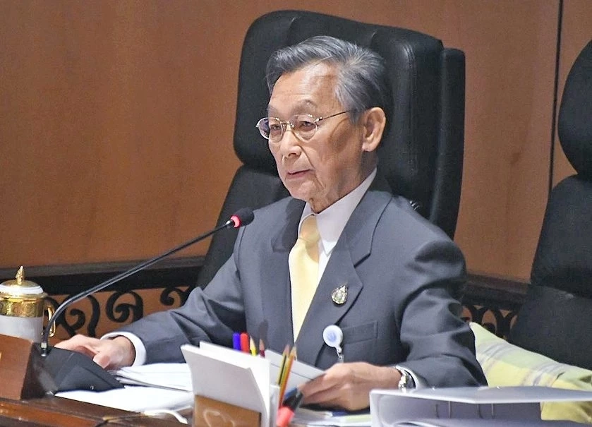 ด่วน “ประธานชวน” เข้ารพ.อีกครั้ง รอผลตรวจ ลุ้นติดโควิด-19 หรือไม่