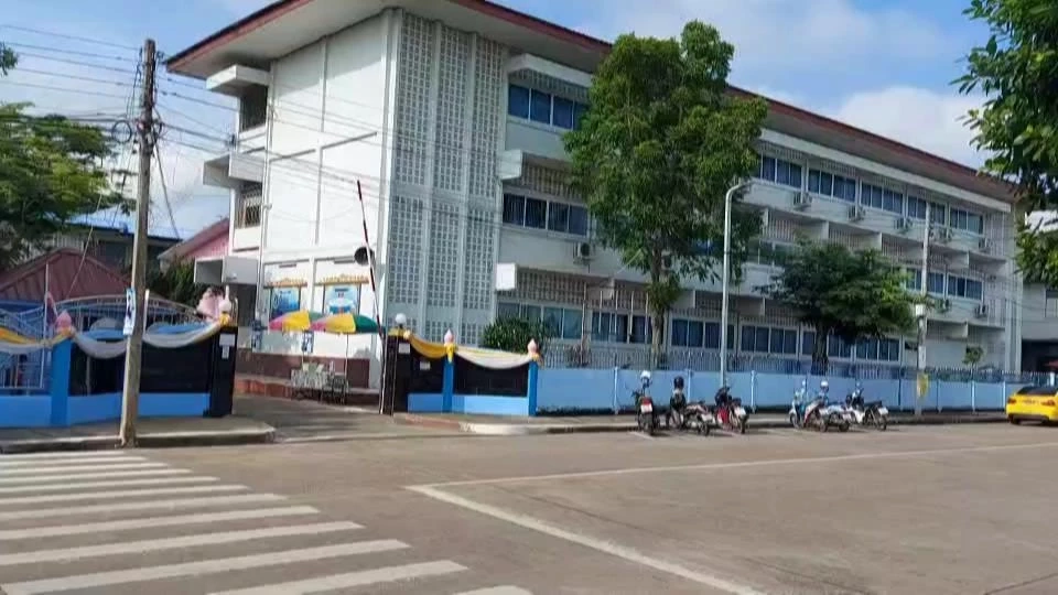 โรงเรียนอนุบาลเพชรบูรณ์ แห่งที่1