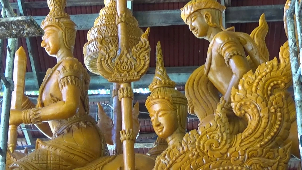 ต้นเทียนอุบลฯ เก็บรายละเอียดโค้งสุดท้าย พร้อมรับนักท่องเที่ยว