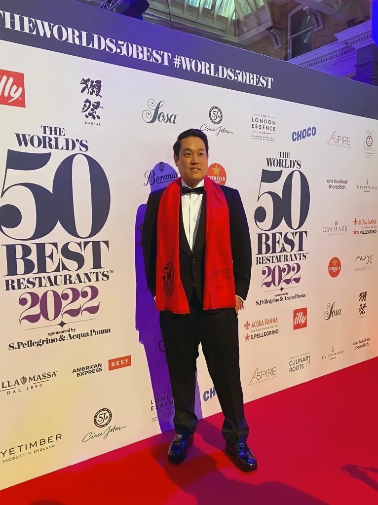 เชฟไอซ์ ศุภักษร จงศิริ ผู้รังสรรค์และนำเสนออาหารปักษ์ใต้สู่เหล่านักชิมอาหารทั่วโลก