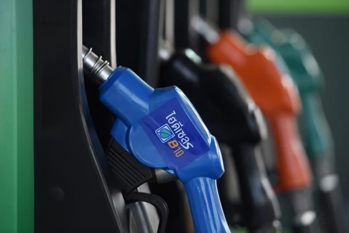 ลุ้น กบน. ตรึงราคาดีเซลที่ 34.94 บาทต่อลิตรต่อ หลังราคาน้ำมันตลาดโลกลดลง
