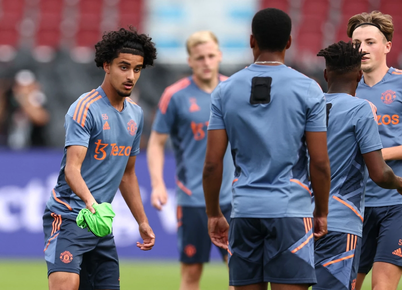 ประมวลภาพ แมนฯยูไนเต็ด ซ้อมเข้มก่อนดวลหงส์ศึกแดงเดือดพรุ่งนี้