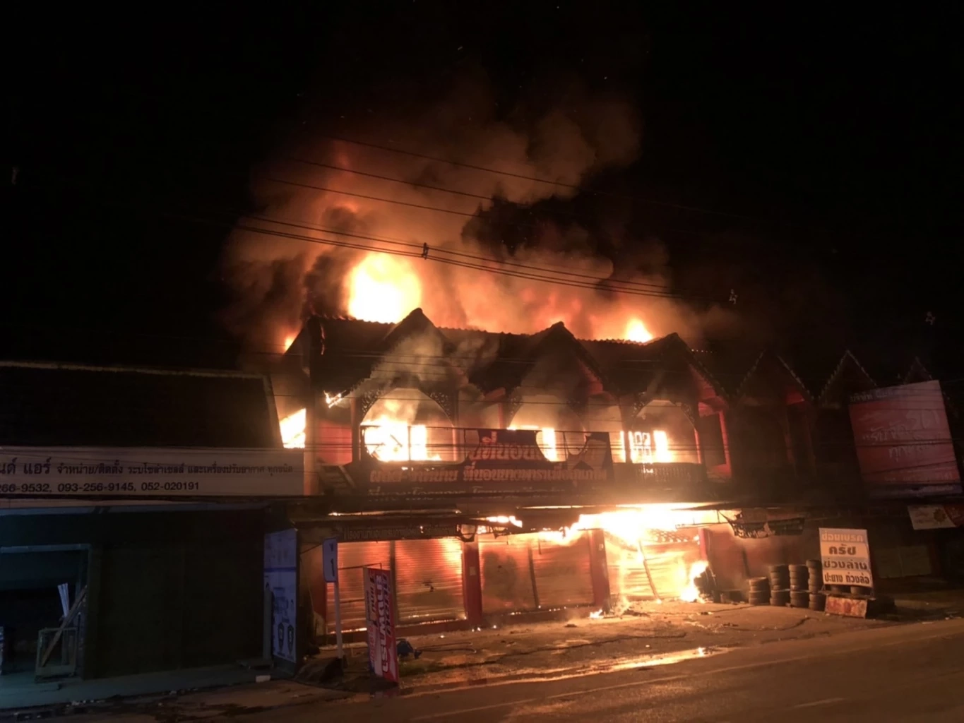 ระทึก ไฟไหม้วอดโรงงานผลิตที่นอนยางพาราเชียงราย มีผู้เสียชีวิตภายใน