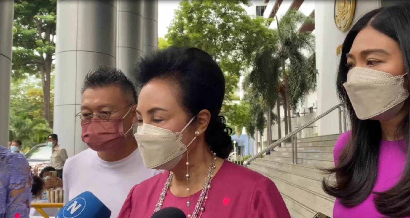 ศาลยกฟ้องคดี "คุณหญิงกอแก้ว" ถูกกล่าวหาปลอมลายเซ็นโอนหุ้น 2 หมื่นล้าน