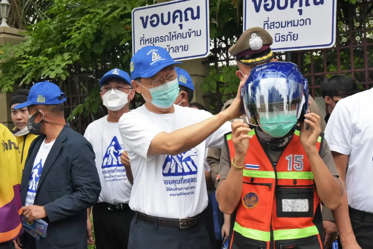 วุฒิสภา-สสส.-ตร.ผนึกกำลังรณรงค์ความปลอดภัยทางม้าลาย