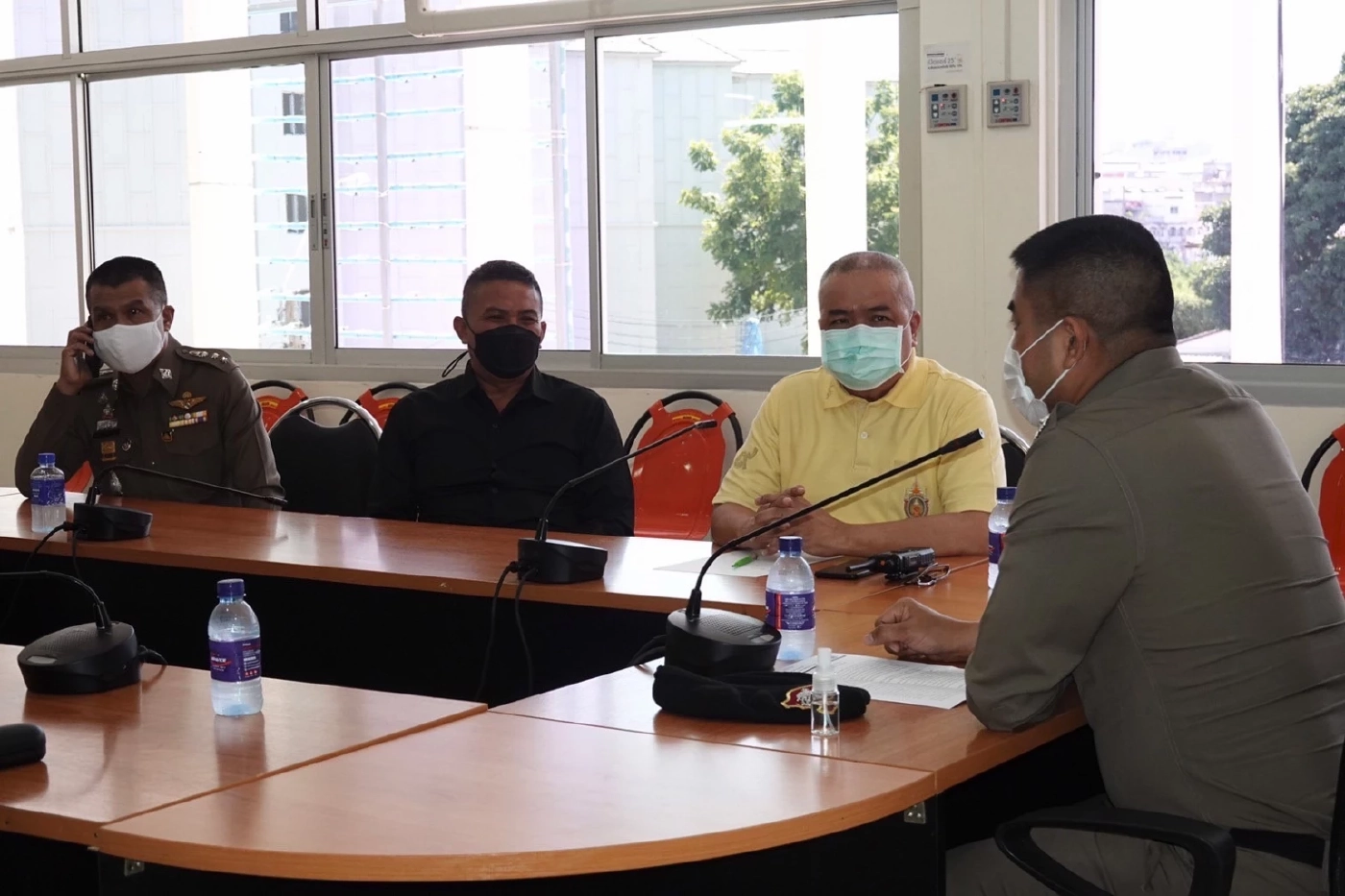 บิ๊กโจ๊ก สอบปากคำเพื่อนร่วมรุ่น อ้างชื่อเรียกรับเงิน 6 ล. เพื่อช่วยเหลือคดี