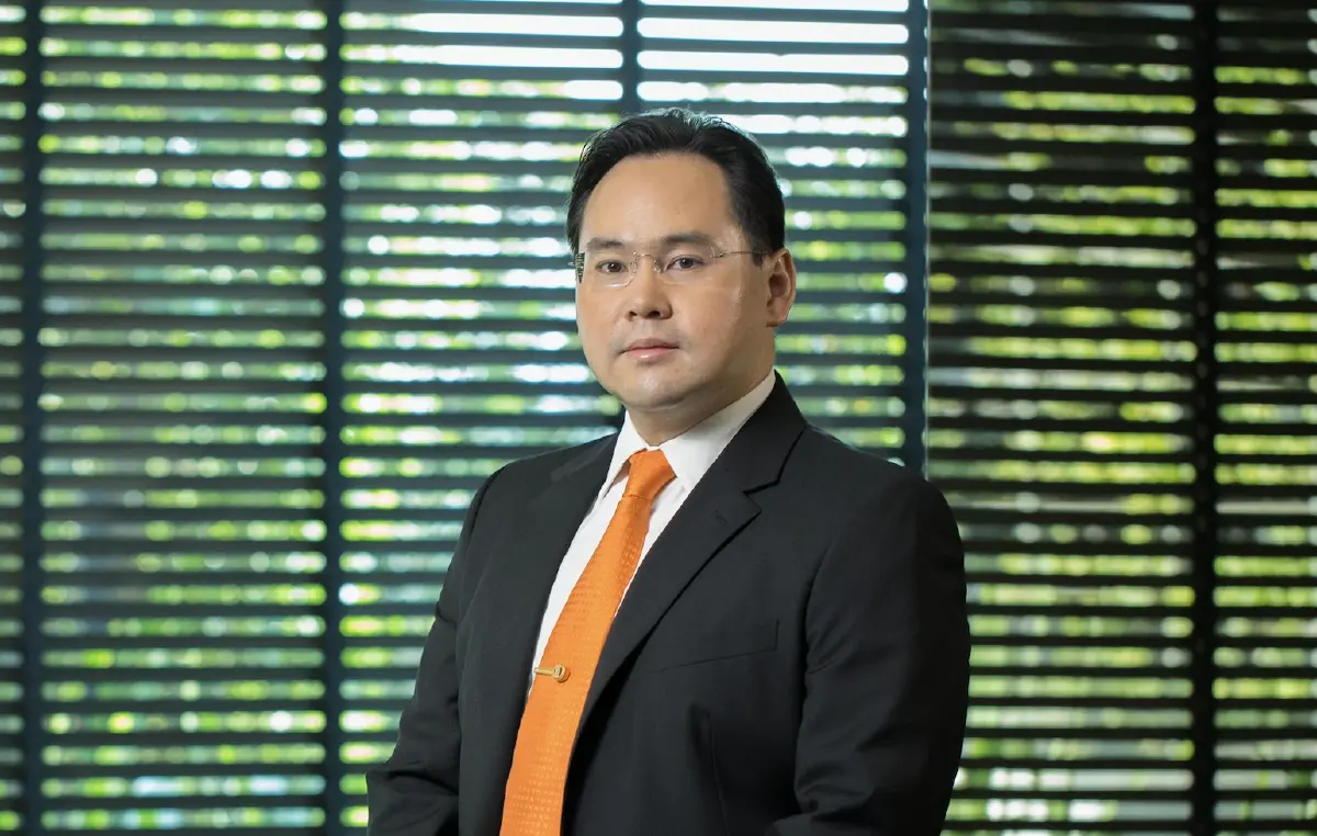 นายธนวัฒน์ ตรีวิศวเวทย์ กรรมการผู้จัดการ บริษัท ซีเค พาวเวอร์ จำกัด (มหาชน)