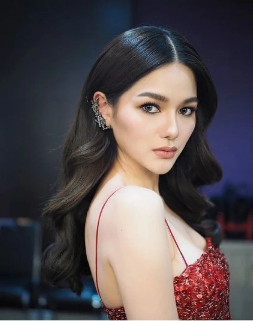 “ชมพู่ อารยา” ยกทัพคนบันเทิงส่งกำลังใจให้ “แพรว” ชิงมง รอบไฟนอล มิสซูปร้าฯ