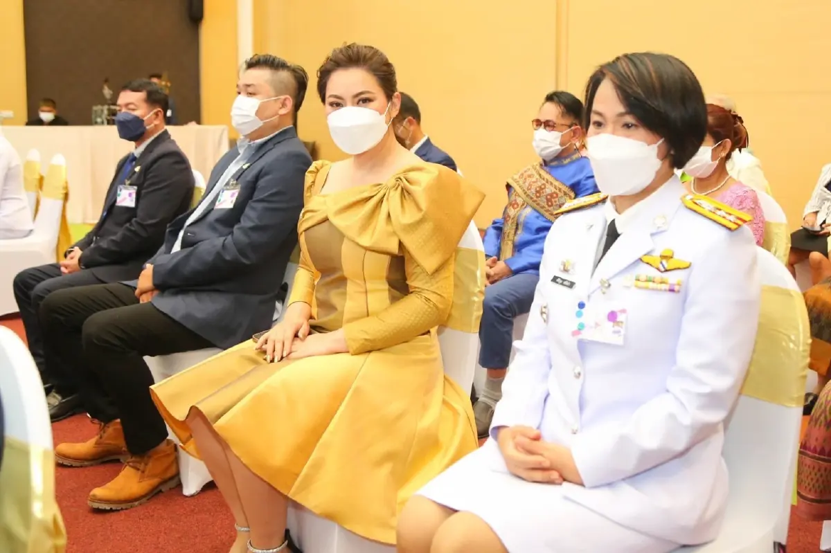 2 admin “Because We care” รับพระราชทานรางวัลประชาบดี