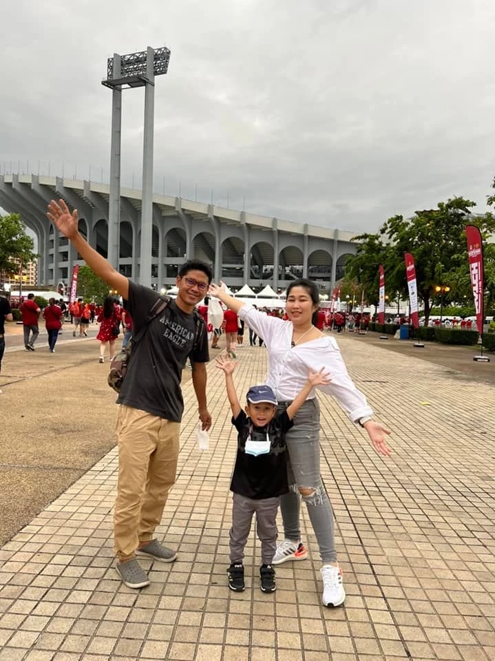 &quot;สุเชาว์ เภาพงษ์&quot; เจ้าของผลงานถ้วยรางวัล &quot;THE MATCH&quot; ศึกแดงเดือดและครอบครัว สร้างผลงานน่าภาคภูมิใจ