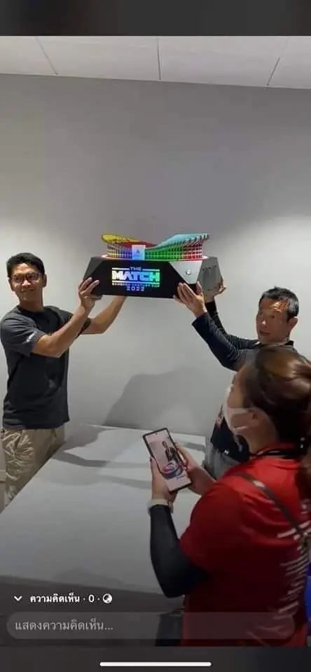 เปิดเบื้องหลังถ้วยรางวัลแดงเดือด ผลงานของนักออกแบบไทย ที่ผลงานไม่ธรรมดา