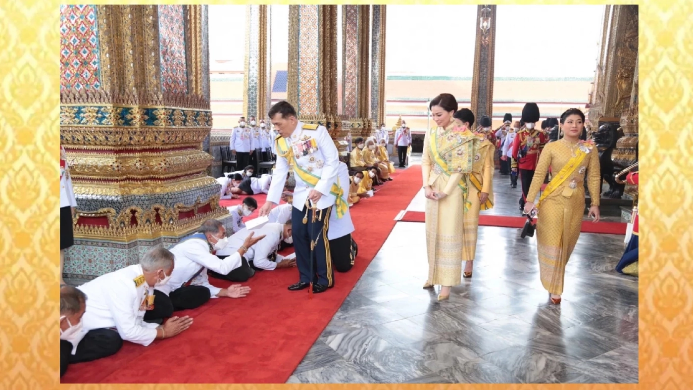 ในหลวง พระราชินี เสด็จฯ ไปในการพระราชพิธีเฉลิมพระชนมพรรษา