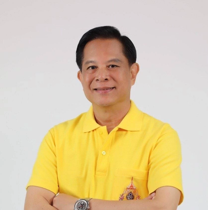 พีระพันธุ์  สาลีรัฐวิภาค ที่ปรึกษานายกรัฐมนตรี และอดีตแกนนำพรรคประชาธิปัตย์  