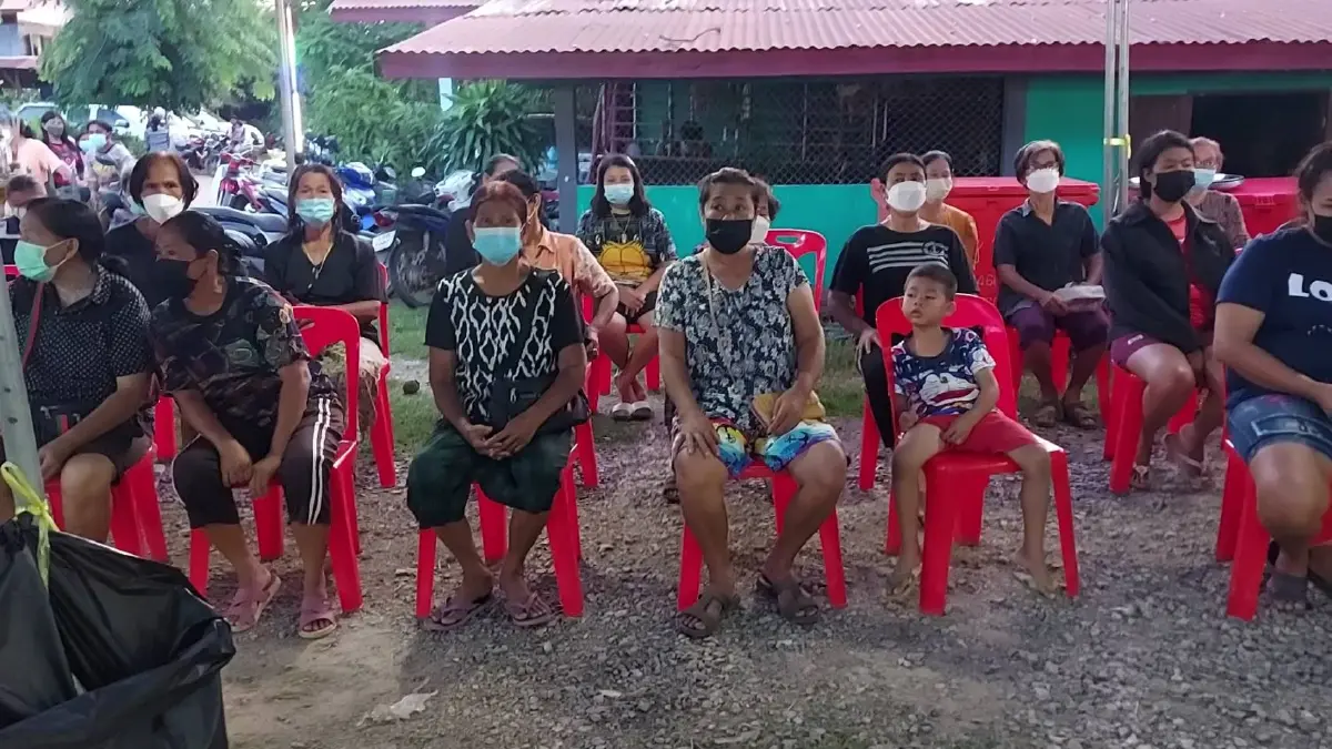 "ปานเพชร" กลับสู่มาตุภูมิ ญาติ-เพื่อนบ้าน แห่อาลัยร่วมพิธีรดน้ำศพ