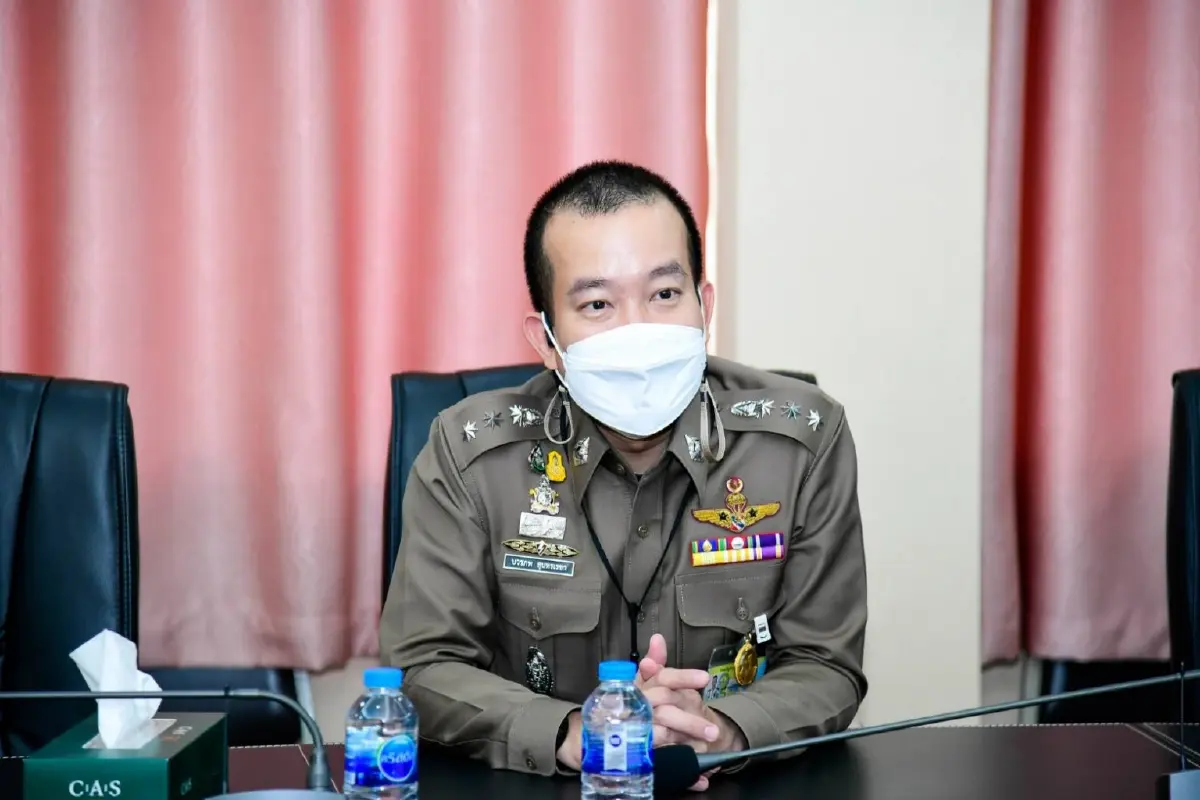 MEA มอบเงินสนับสนุน สน.พญาไท ซ่อมแซมปรับปรุงสัญญาณไฟจราจร