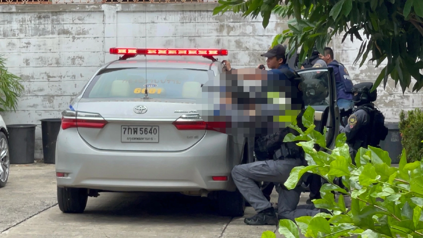 ระทึก ชุดหนุมานขนกำลังล้อมจับ "ซ้อฟ้า" เมียเอเย่นต์ยารายใหญ่ (มีคลิป)