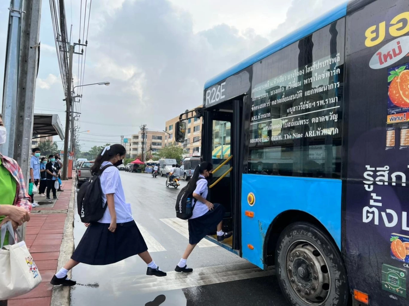 ข่าวดี! รถเมล์สาย "R26E"ขยายเวลาวิ่งต่อ จนกว่าจะมีการเปลี่ยนแปลง