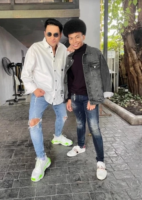 รู้จัก “นัส จุฑารัตน์” ผจก.ส่วนตัวและหวานใจในชีวิตจริง “โชค ไทรถแห่”