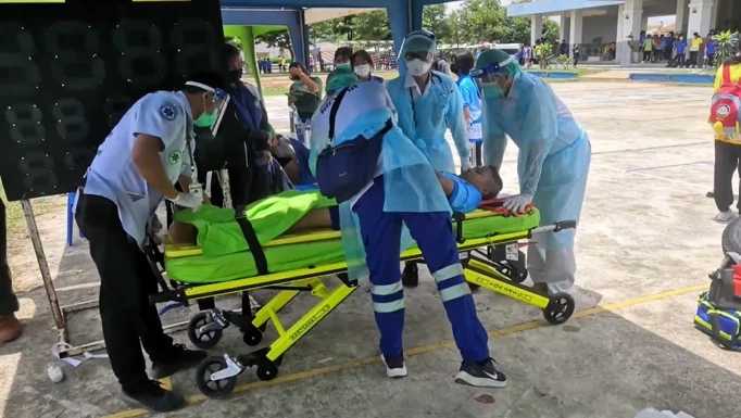 ยิงสนั่นกลางกีฬาสีโรงเรียนดังเมืองโคราช เด็ก ม.1 โดนลูกหลงเจ็บสาหัส