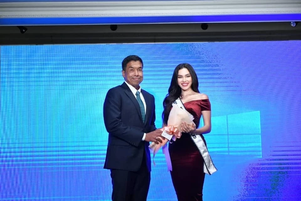 "ชัชชาติ" ขอบคุณ แอนนาและครอบครัว เป็นความภูมิใจของกทม. ระบุ เป็น Soft Power