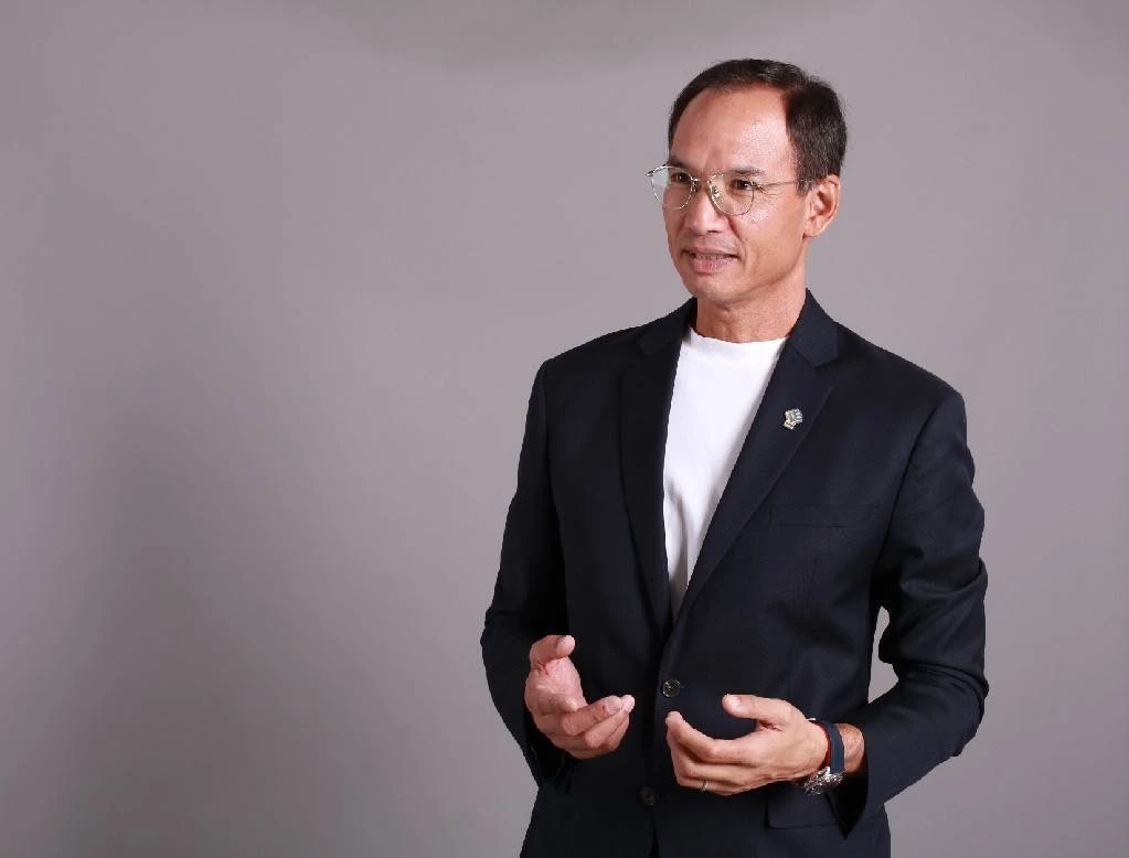 กรณ์ เผย 4 โรงกลั่นน้ำมัน กำไร 1,000 %  จี้ รมว.พลังงาน ที่เคยประกาศหายไปไหนหมด