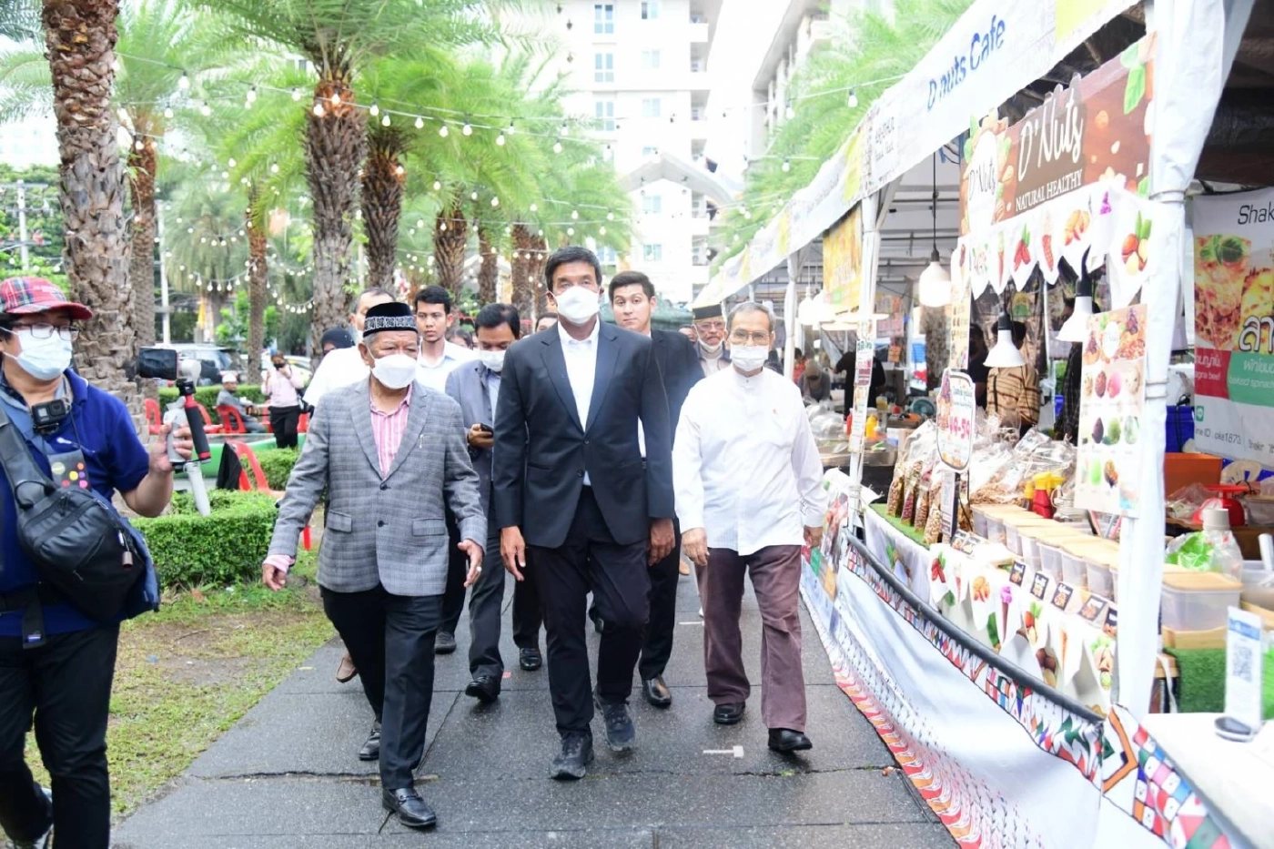 ชัชชาติ ร่วมนิทรรศการเชื่อมสัมพันธ์ไทย - ซาอุฯ ประกาศ พร้อมรับ นทท.