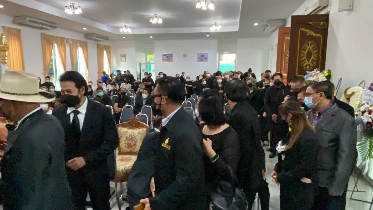 ในหลวงพระราชทานน้ำหลวงอาบศพ "สมบัติ เมทะนี" สร้างความปลื้มปิติให้ครอบครัว