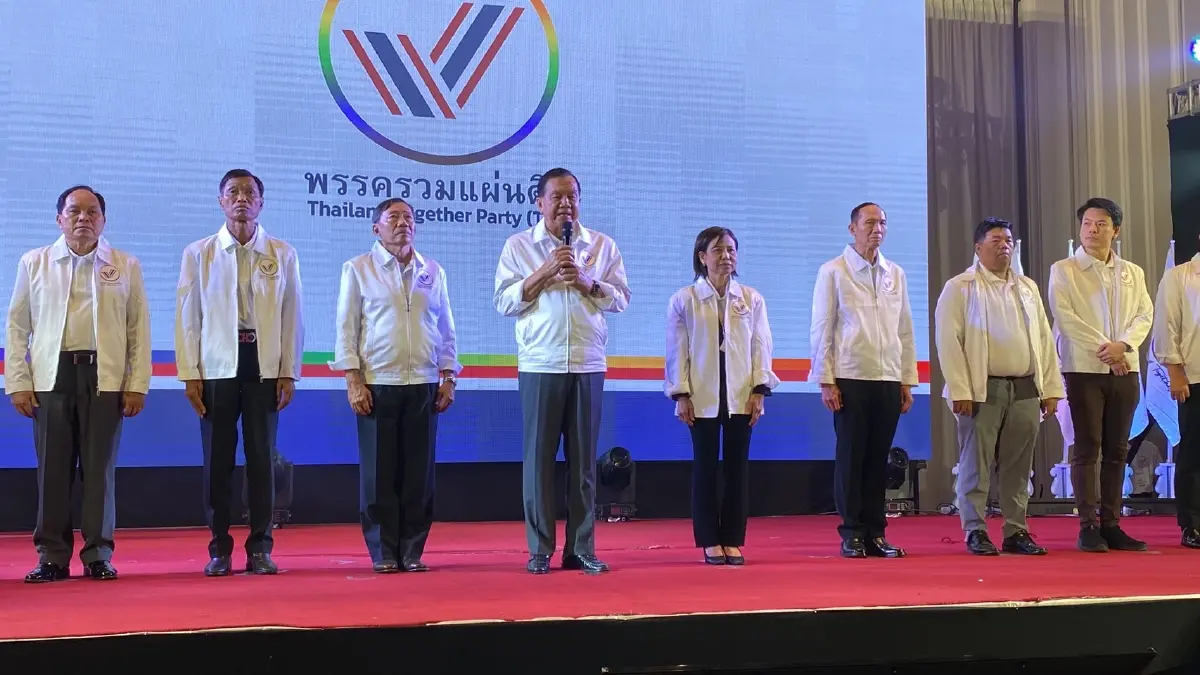 "บิ๊กน้อย" ได้รับเสียงเอกฉันท์นั่ง หน.พรรครวมแผ่นดิน