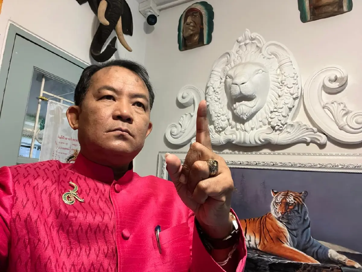 ศรีสุวรรณ จ่อยื่นเรื่อง ผู้ตรวจการแผ่นดิน ชง ศาลรธน. ตีความ 8 ปี "นายกฯลุงตู่"