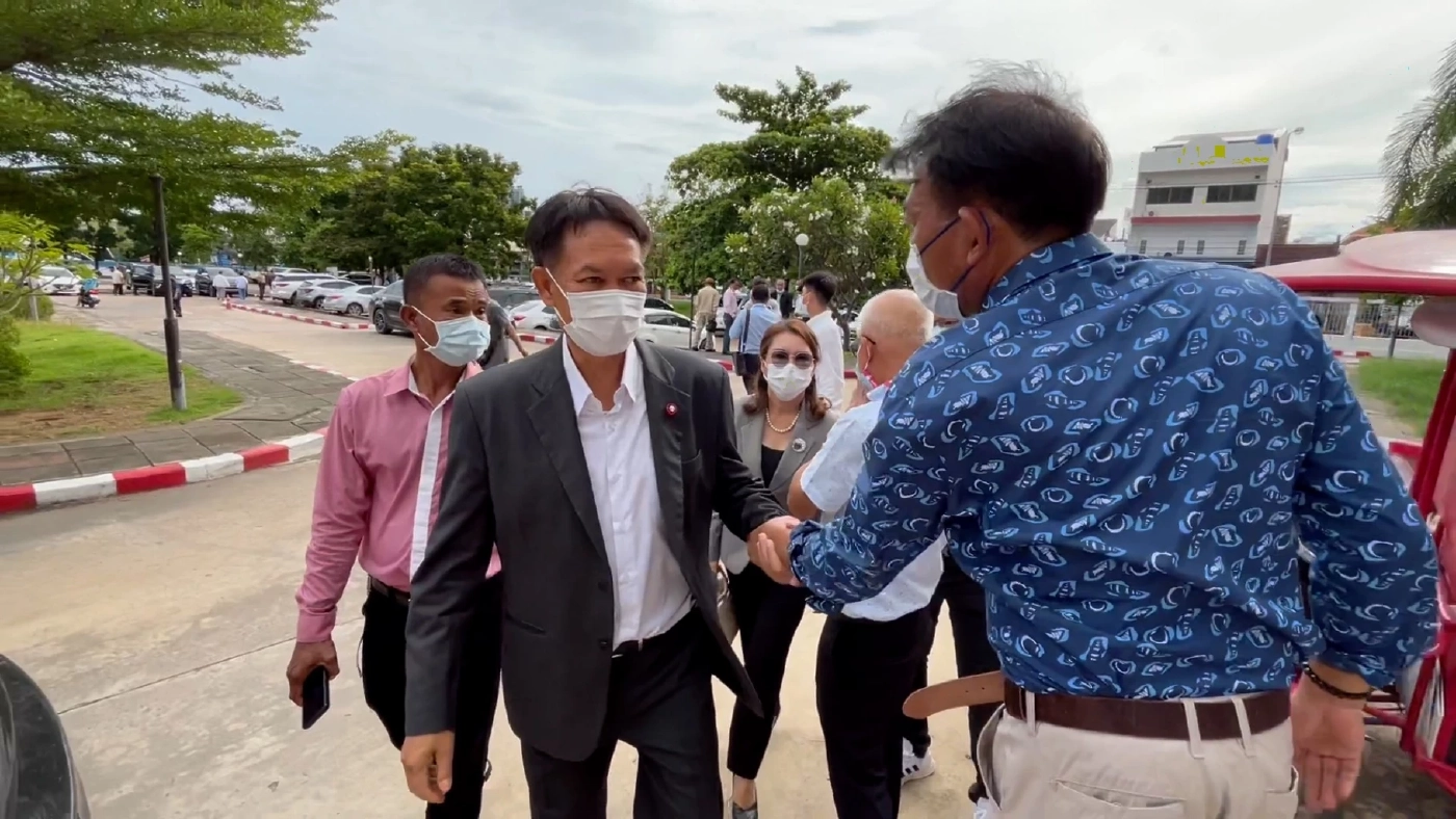 "เอกภาพ" ประกาศส่งศรีภรรยา และบุตรชายลงสนามเลือกตั้งร้อยเอ็ด